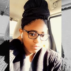 Meet your Posher, Maria